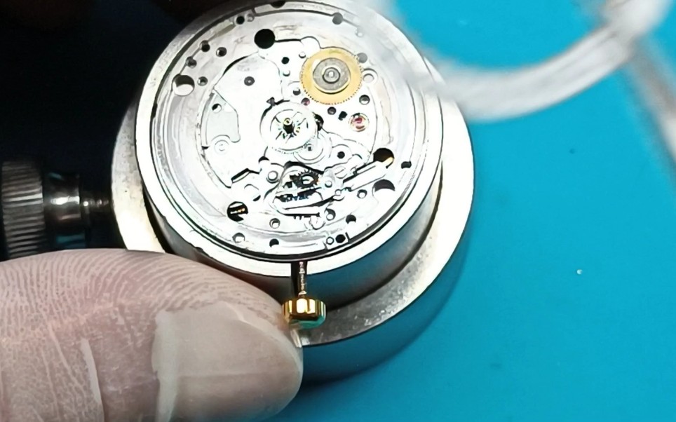 浪琴瑰丽eta2892机芯维修保养