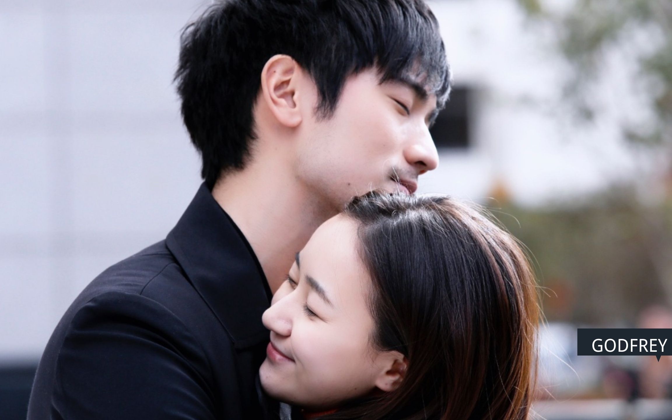 活动  演员高以翔的经典片段混剪:重病呕吐很糟心,康复后帅气重回职场