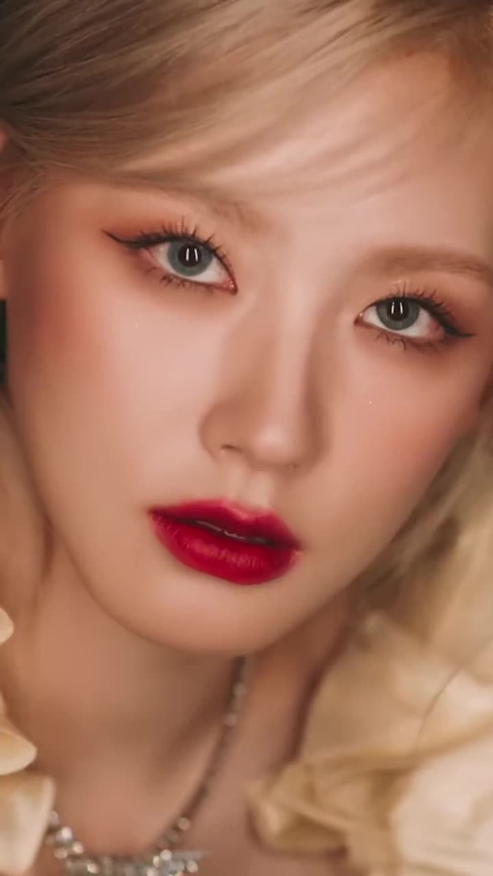 kpop#gidle#赵美延!美女就是要怼脸!#gidle新歌mv