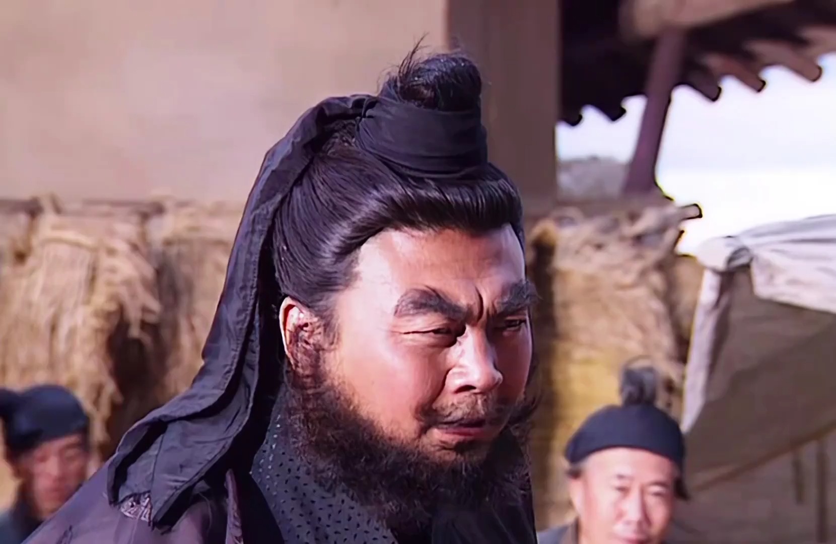 刘关张桃园三结义,汉室集团初具模型!