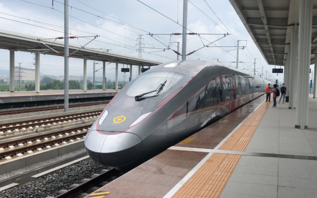 【拍车】cr400bf-gz驶入密云站 京沈线