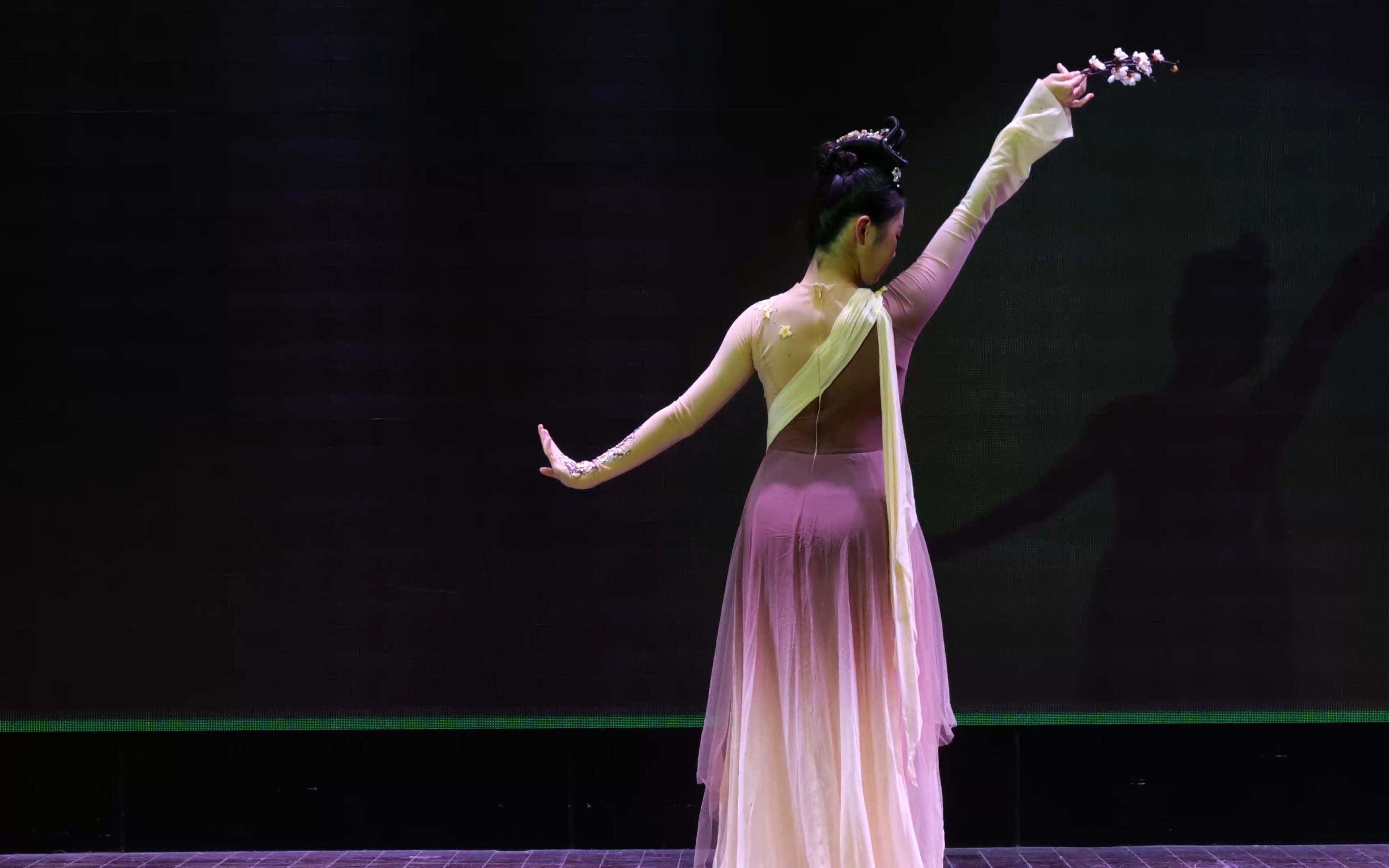 4 《寒依疏影》蔡欣然