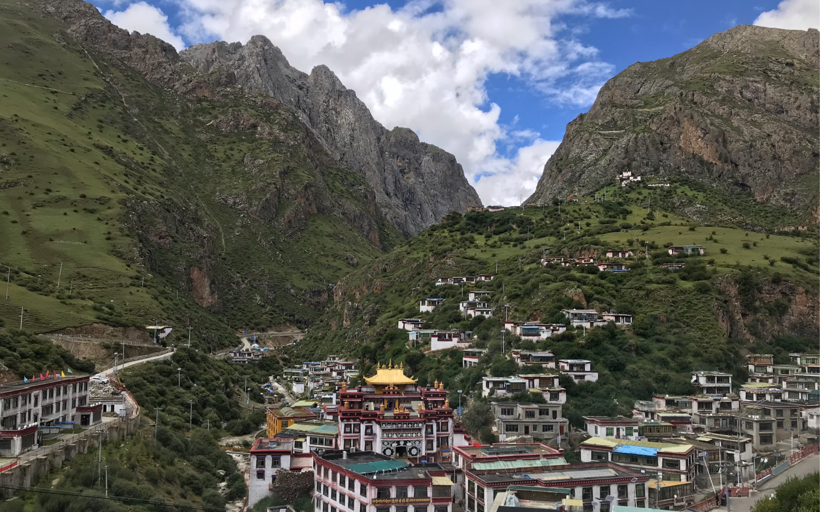 德仲温泉——拉萨周边著名的圣泉