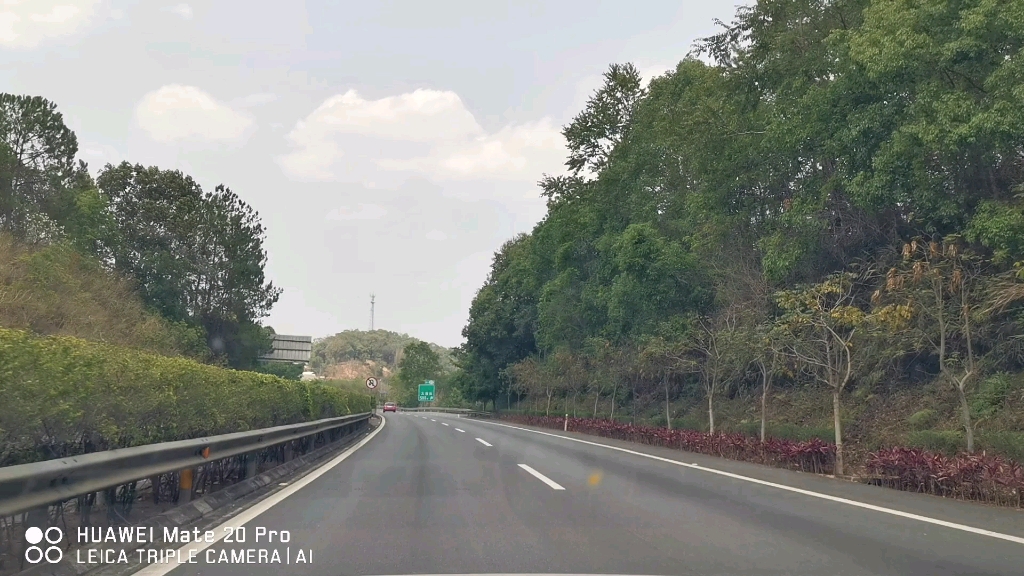 昆磨高速大渡岗互通至普文加油站自驾前方展望240504