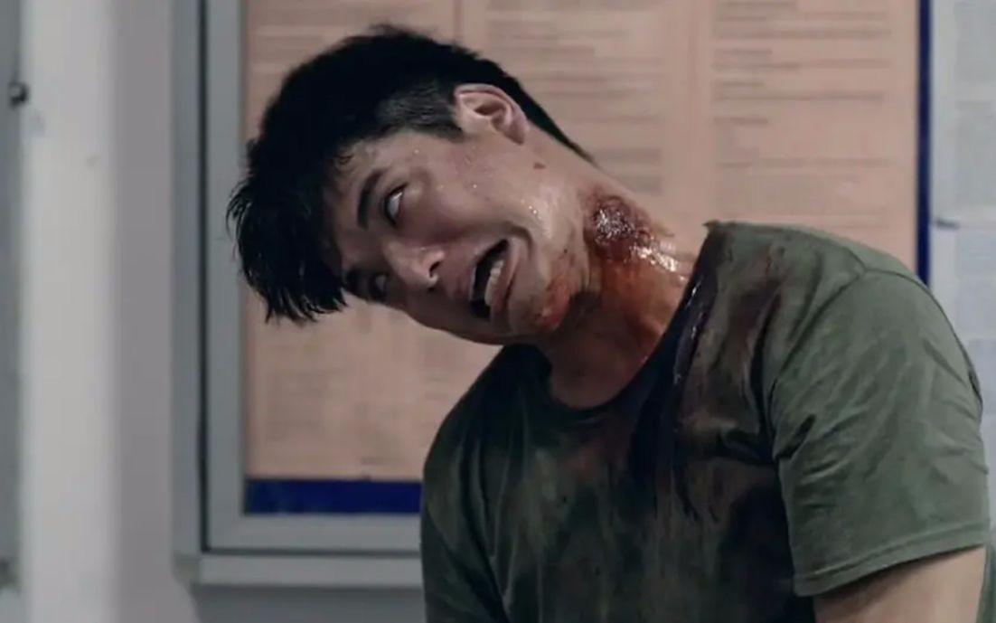 小涛讲电影8分钟带你看完新加坡恐怖电影丧尸战士