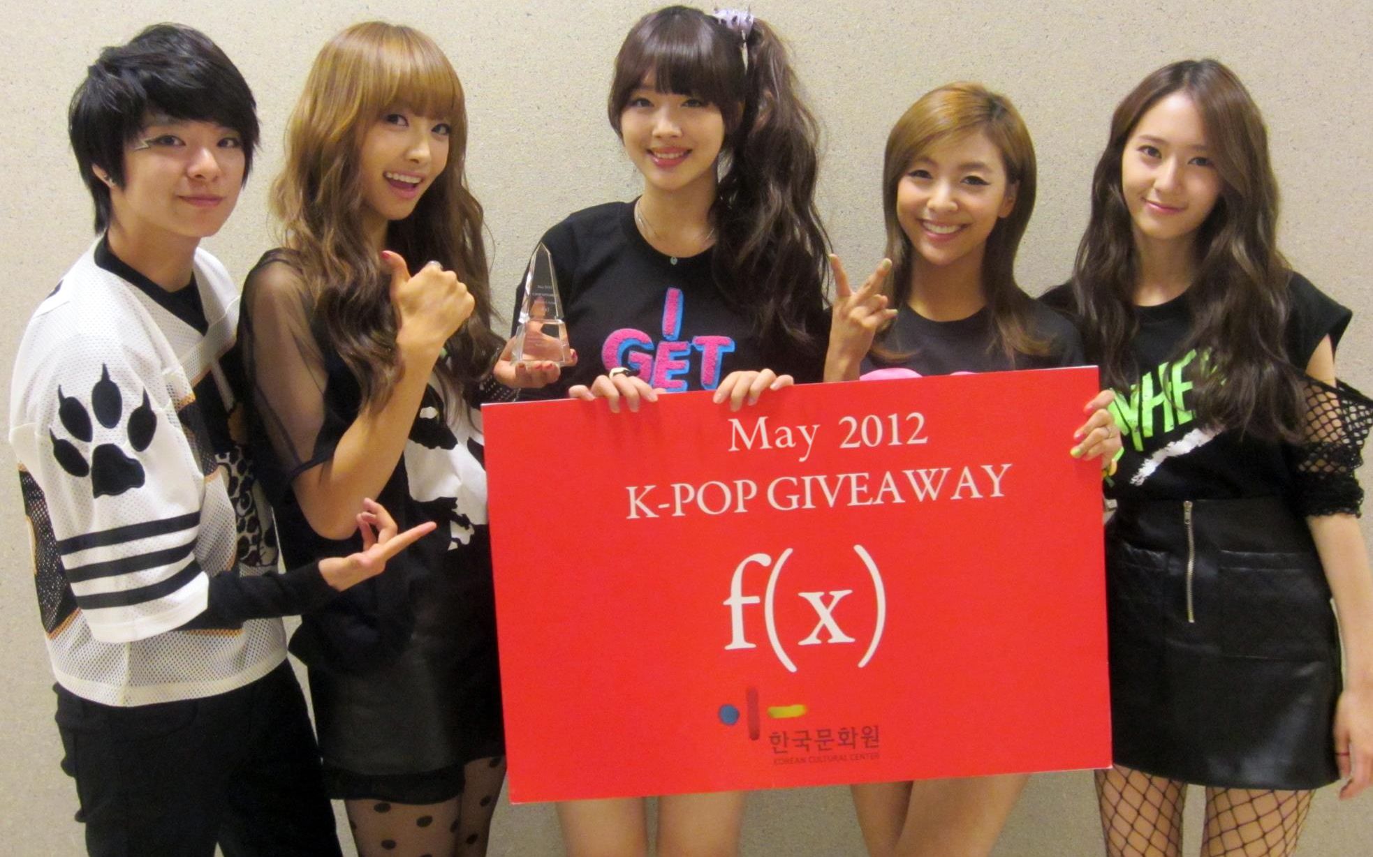 fx三场一位danger4walls夺冠后电视台未播出与歌迷互动的画面