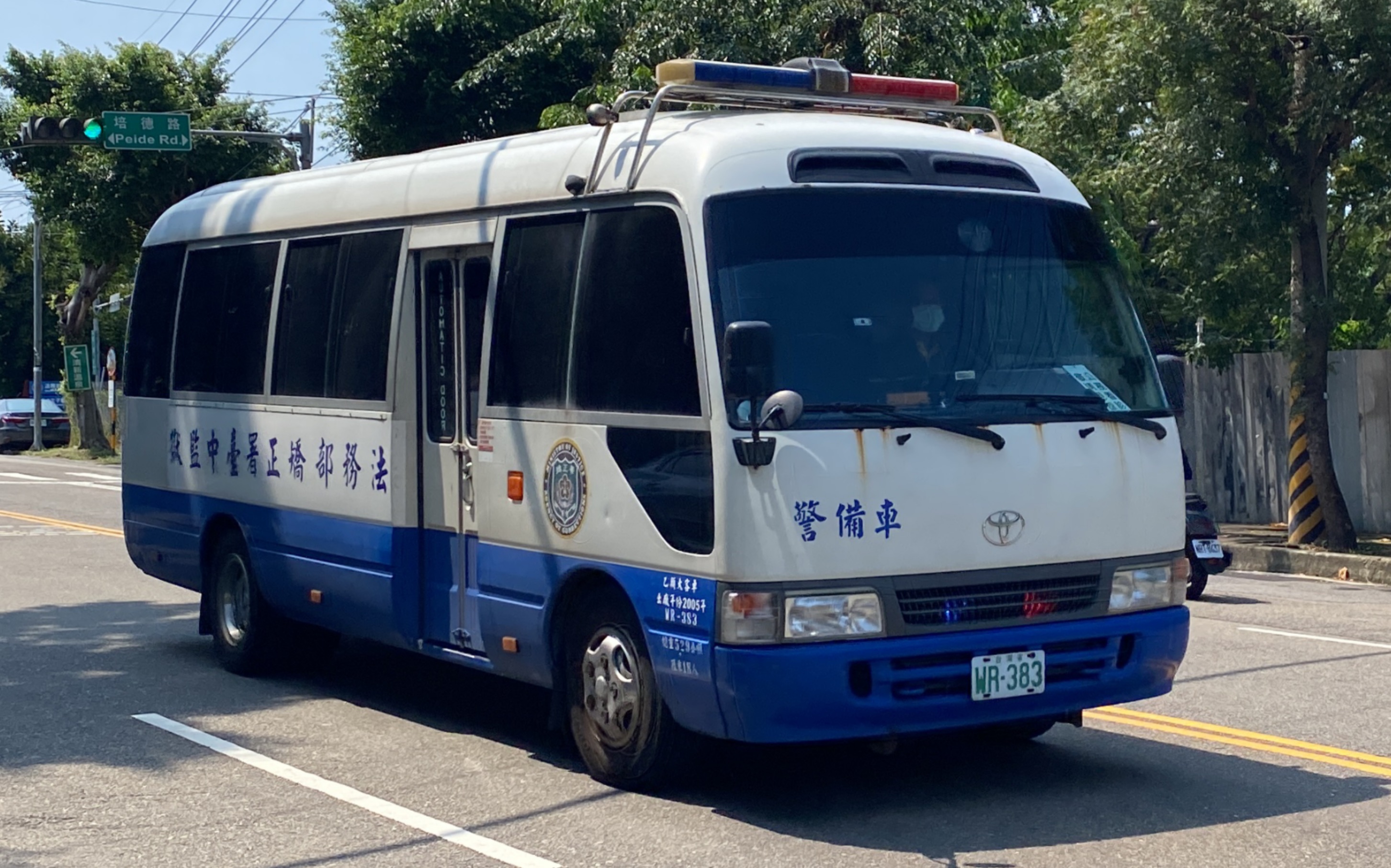 台中监狱警备车 toyota coaster wr