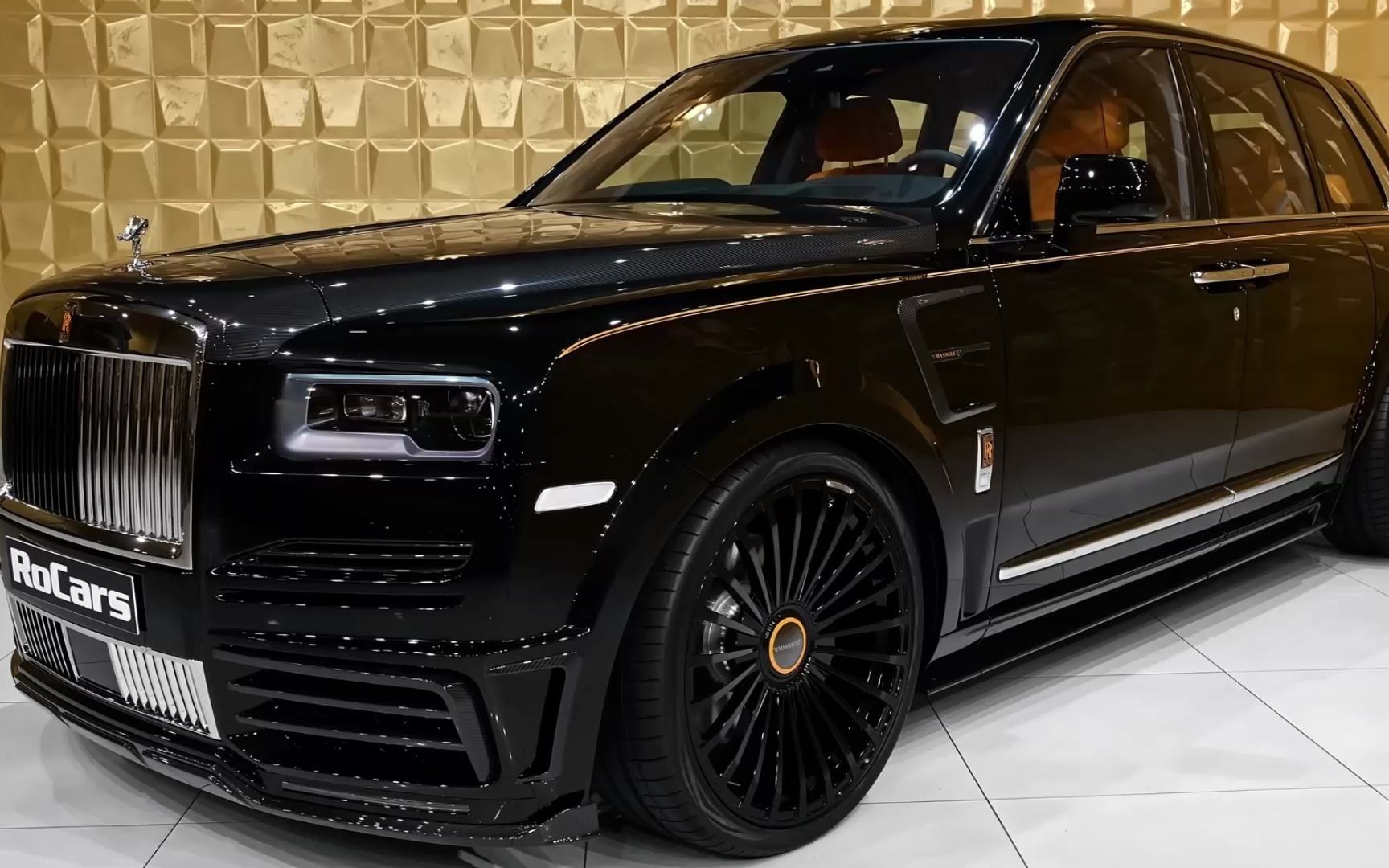 2022劳斯莱斯库里南黑色徽章suv,定制款售价600万_哔哩哔哩_bilibili