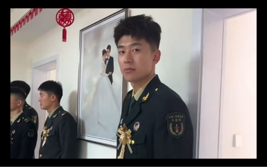 害羞腼腆的伴郎哥哥