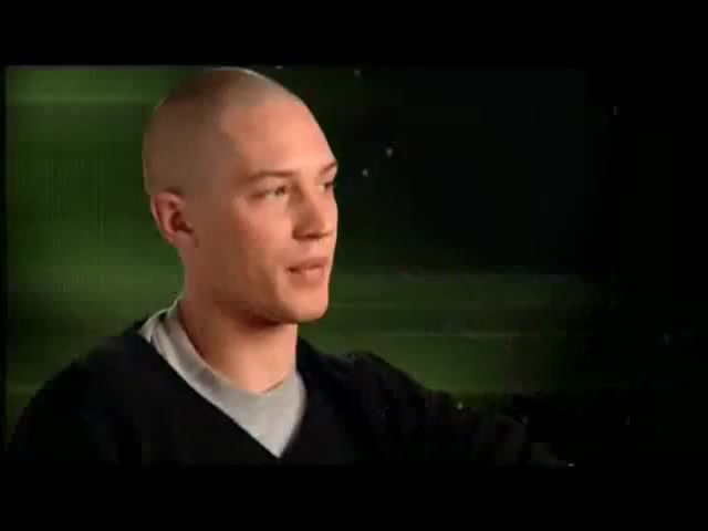 [图]Tom Hardy- Star Trek Nemesis Interview星际迷航复仇女神访谈