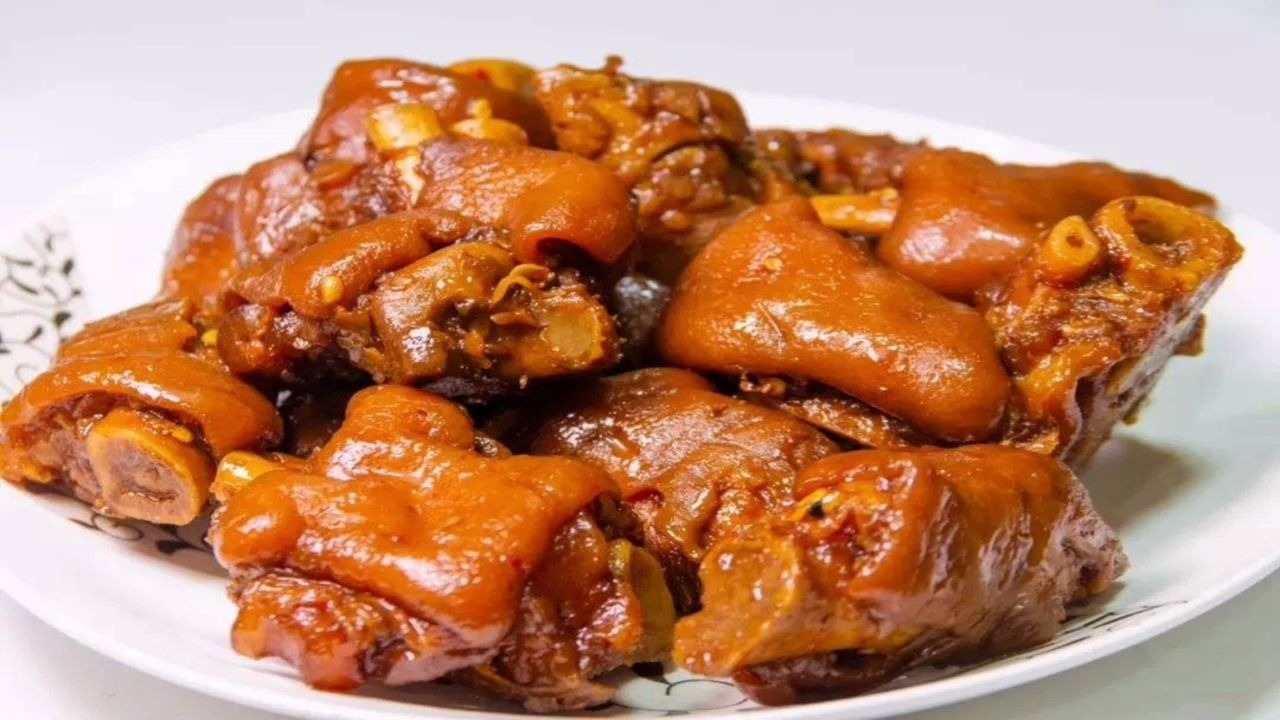 酱猪蹄,卤猪蹄,加上这种调料,保证猪蹄好看又好吃,美味停不下