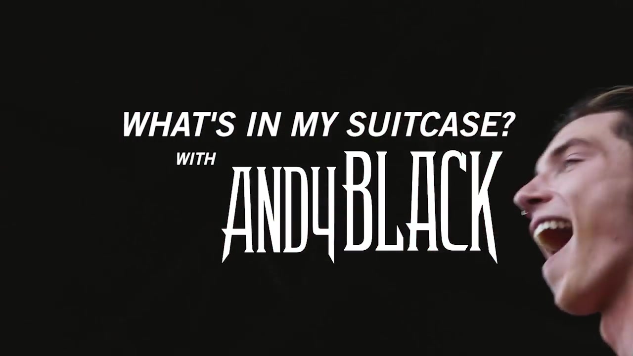 [图]【Andy Biersack】Whats In My Suitcase with Andy Black - Vans Warped Tour 2017