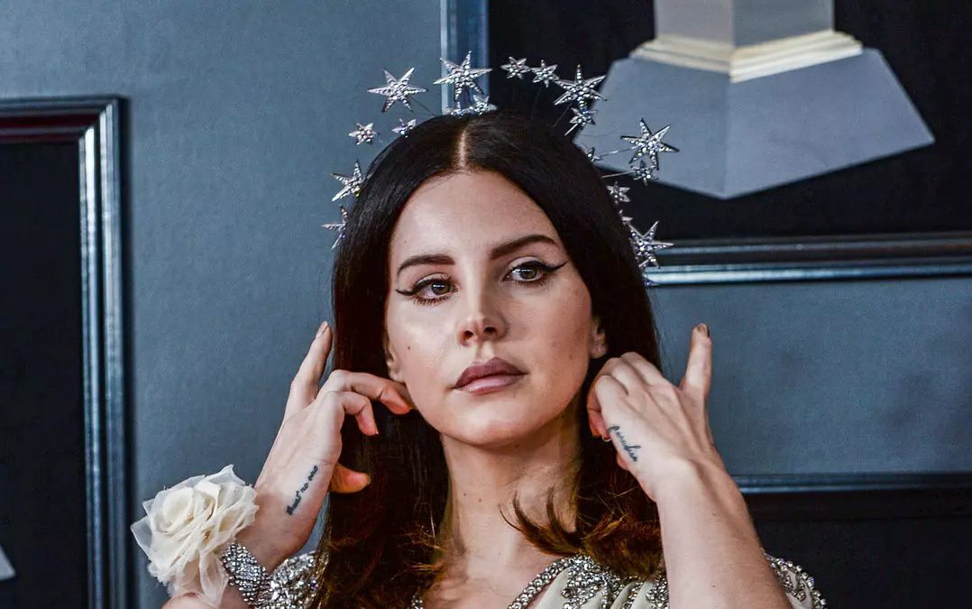 lanadelrey black beauty