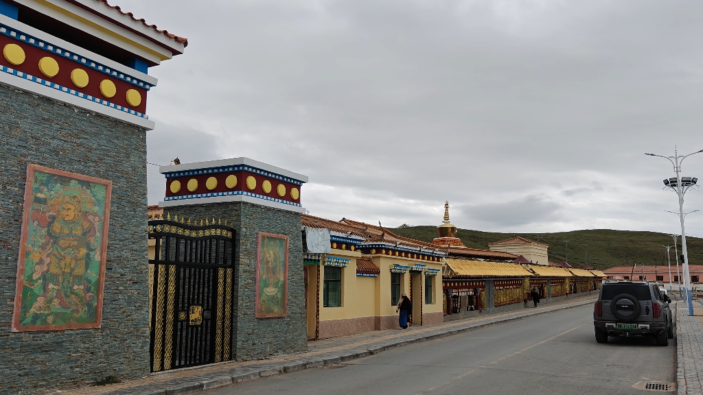 黄河源玛多县格萨尔文化公园