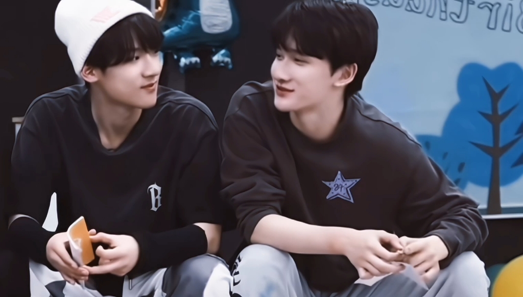 【张峻豪余宇涵】突出重围