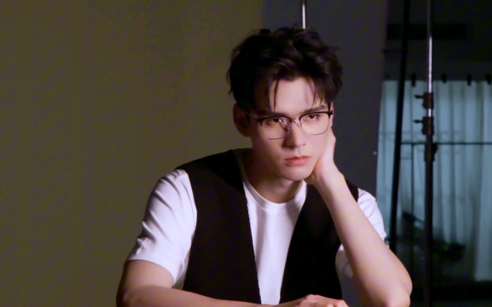 【龚俊】奶凶奶凶的混血卷毛小可爱