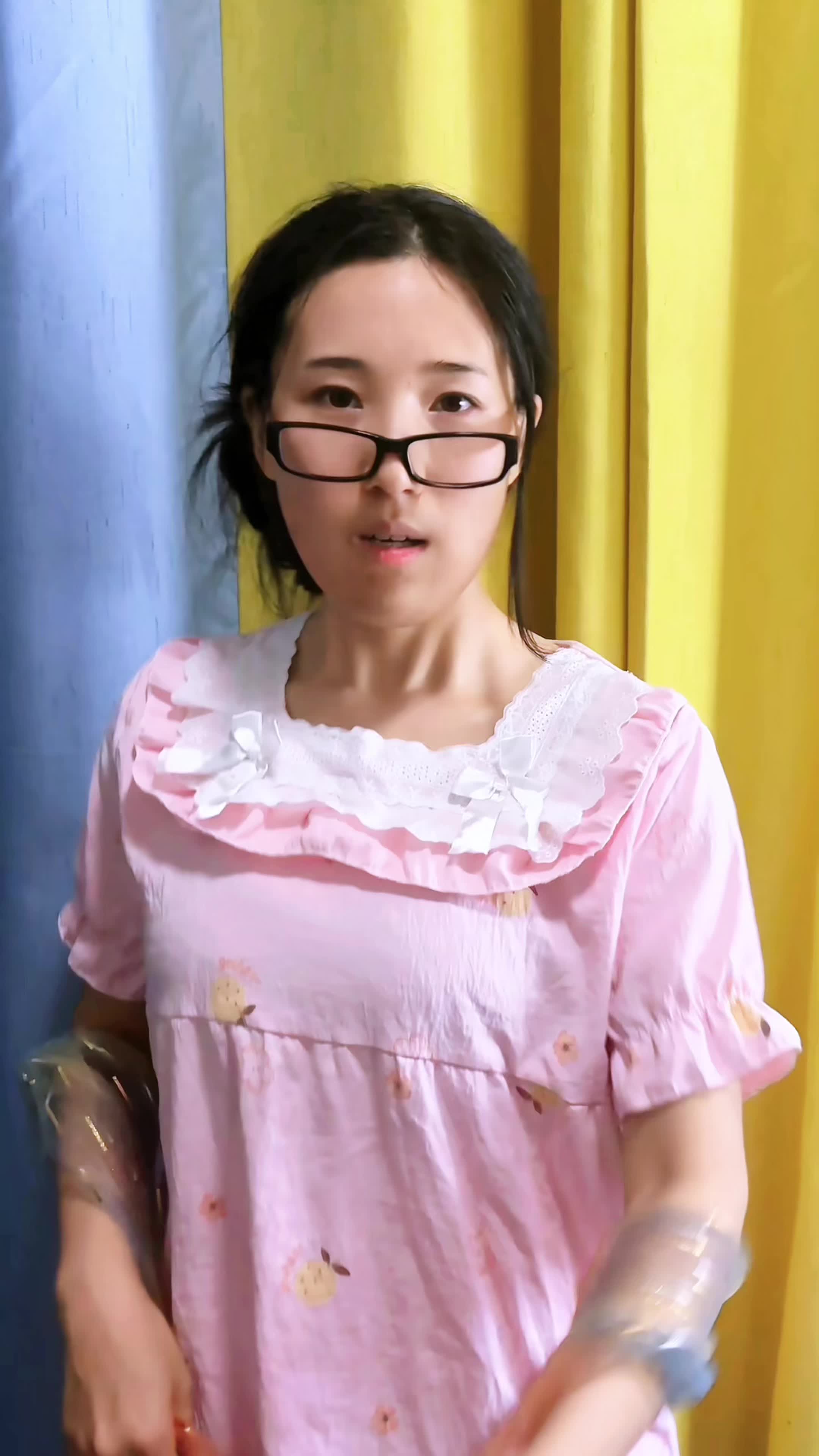 "我王翠花,要当就当后宫里最大的恶人!""陛下,how are you?