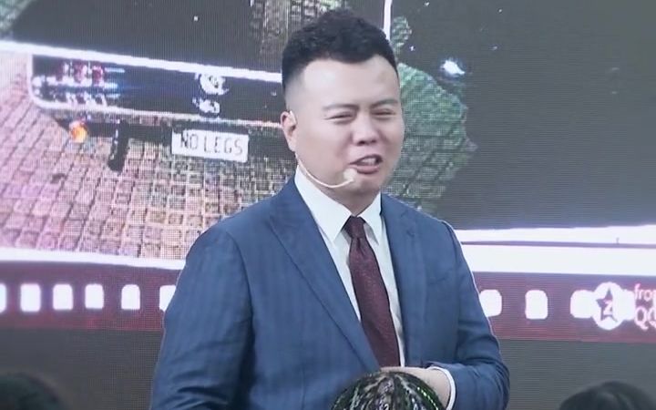 杨涛鸣:没有双腿可以开车,可以 学会演讲,可以白手起家成功,你信吗?他就是澳大利亚励志演说约翰库提斯#演讲#尼克胡哲哔哩哔哩bilibili