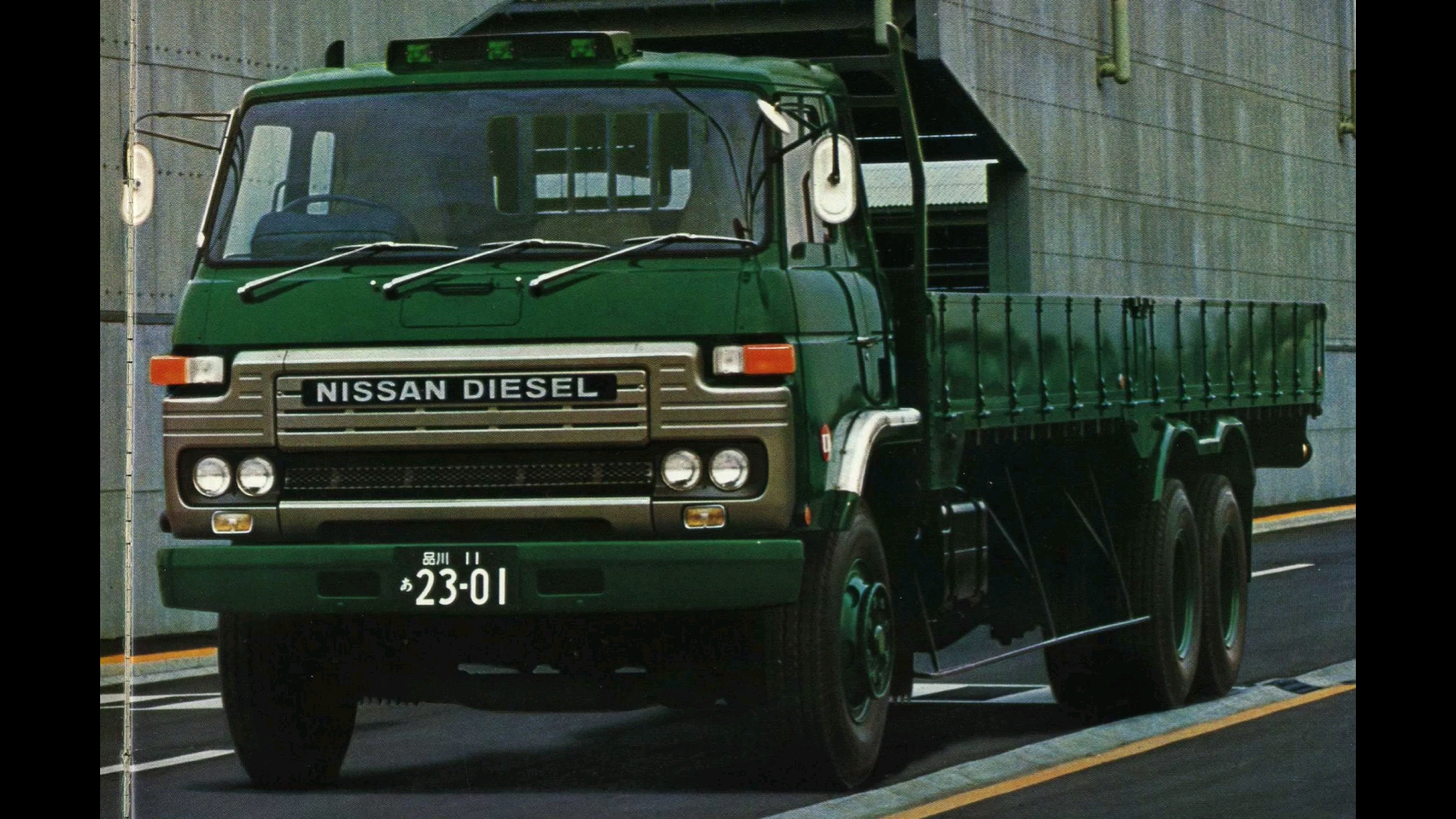 70年代的日本尼桑卡车图片
