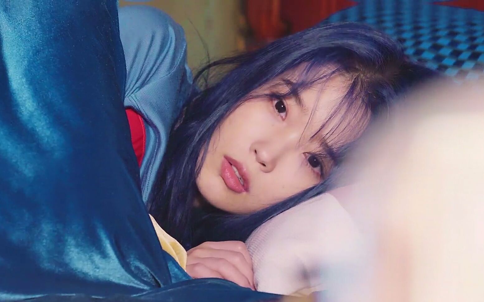 iu回归新专love poem主打曲blueming above the timemv