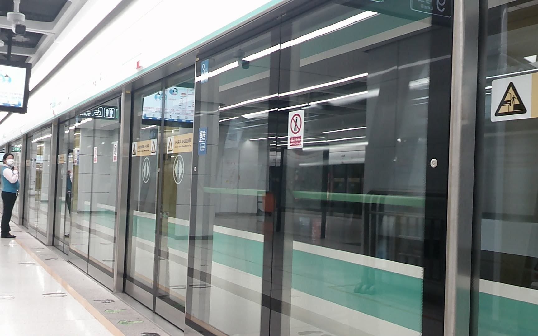 6号线银湖站进出站_哔哩哔哩 (゜-゜)つロ 干杯~-bilibili