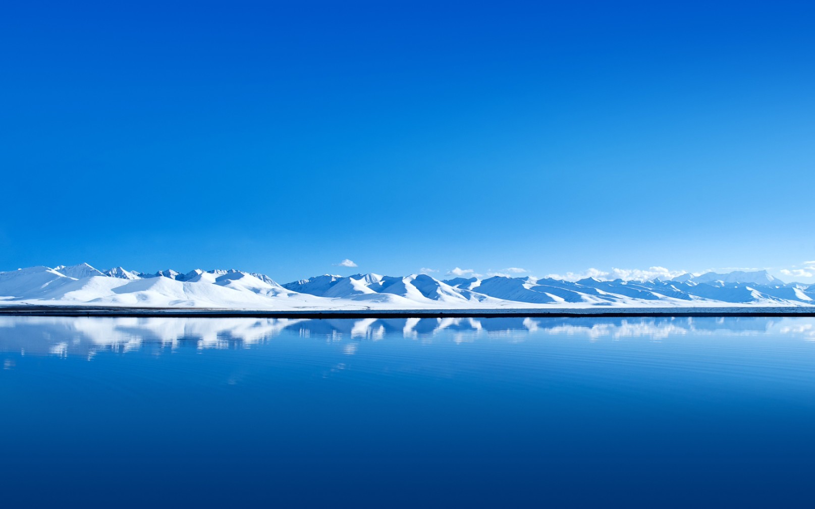 蓝色浪漫的夏天