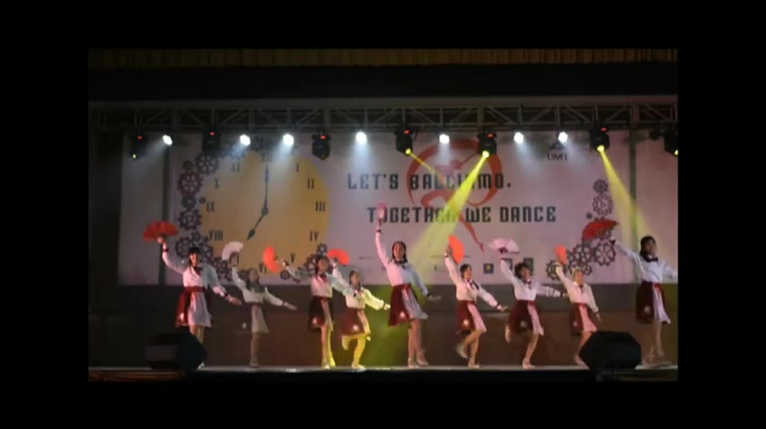 马来西亚登嘉楼大学(UMT) PPC Dance Club UMT  登大华协舞蹈组【寄明月】哔哩哔哩bilibili