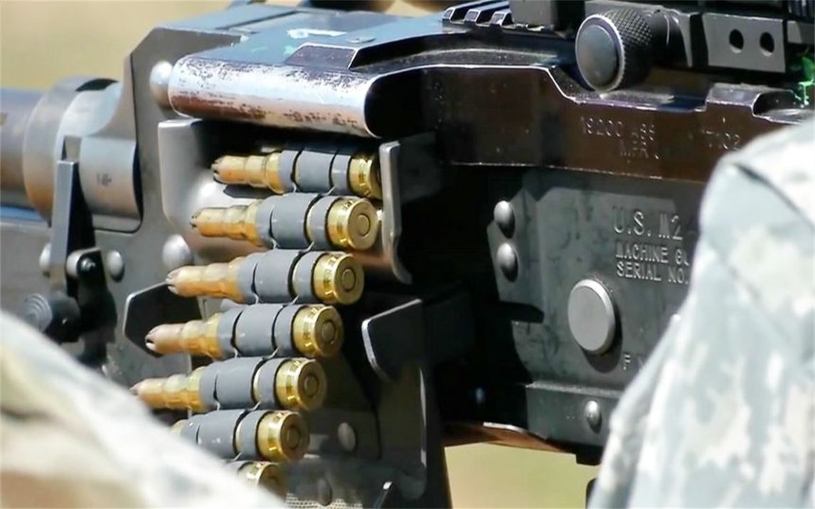 你见过通用机枪使用空包弹进行射击吗?