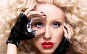 Download Video: Christina Aguilera