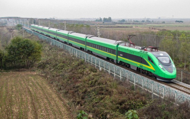 【铁路随拍】西局西段cr200j 1018担当c169(韩城—华山)接近侯西铁路