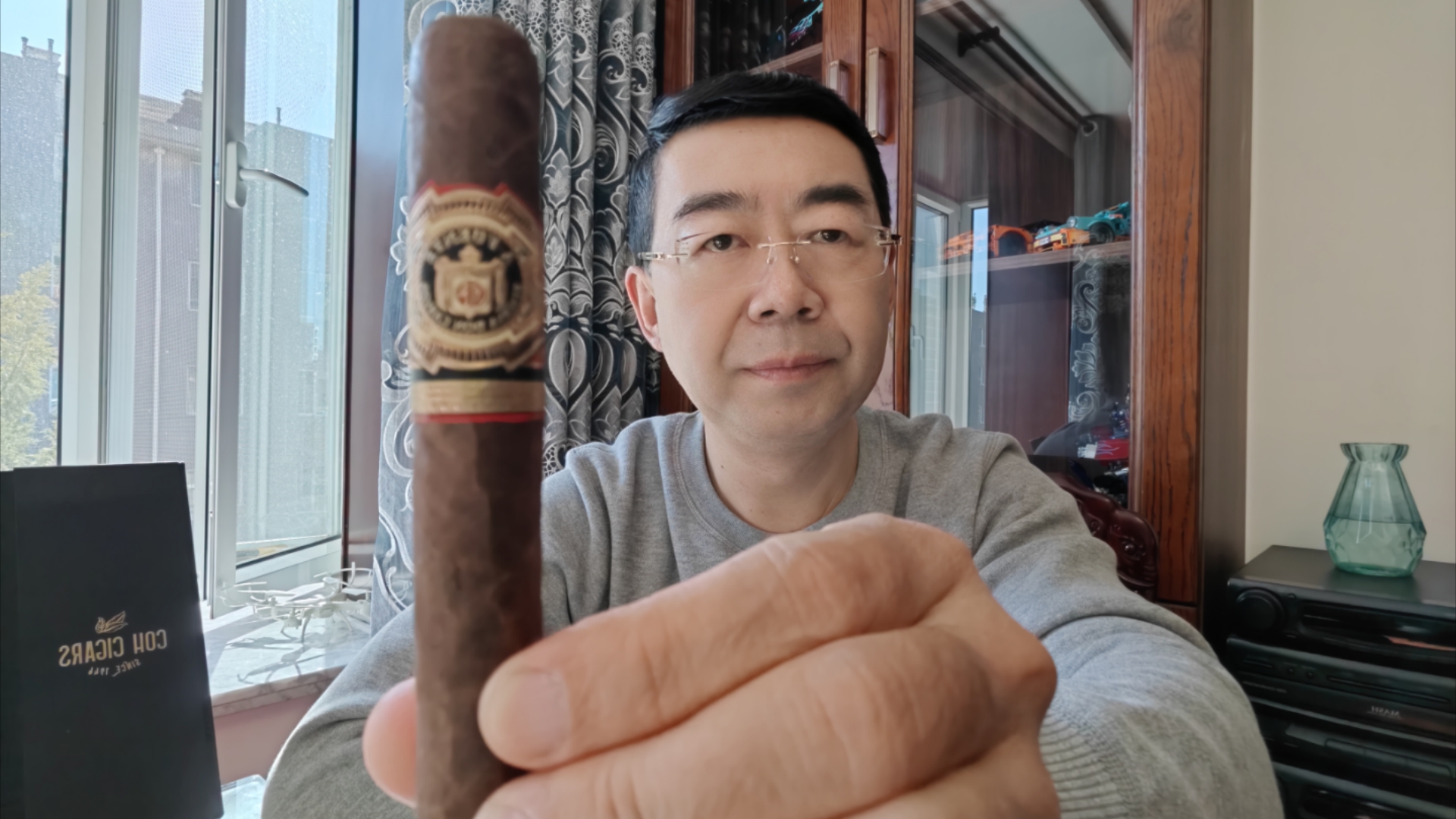 Arturo Fuente Don Carlos Robusto阿图罗ⷥ駉𙠥”ⷥᦴ›斯 罗布图哔哩哔哩bilibili