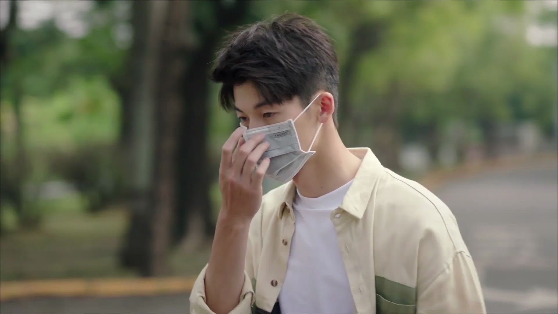 如何正确戴口罩?李子维小课堂开课啦!