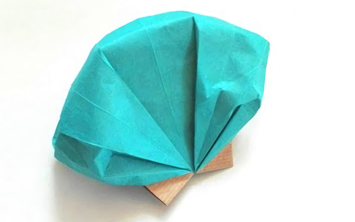 教你折纸漂亮的贝壳,折好后在它中间放一颗珍珠,真美!