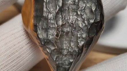 戈壁石之阿拉善地表老皮黄碧玉