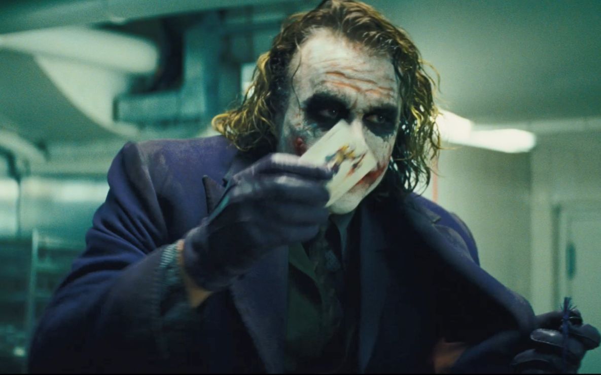 扎导剪辑版还没看吧,先回顾一下经典的黑暗骑士.i am joker.