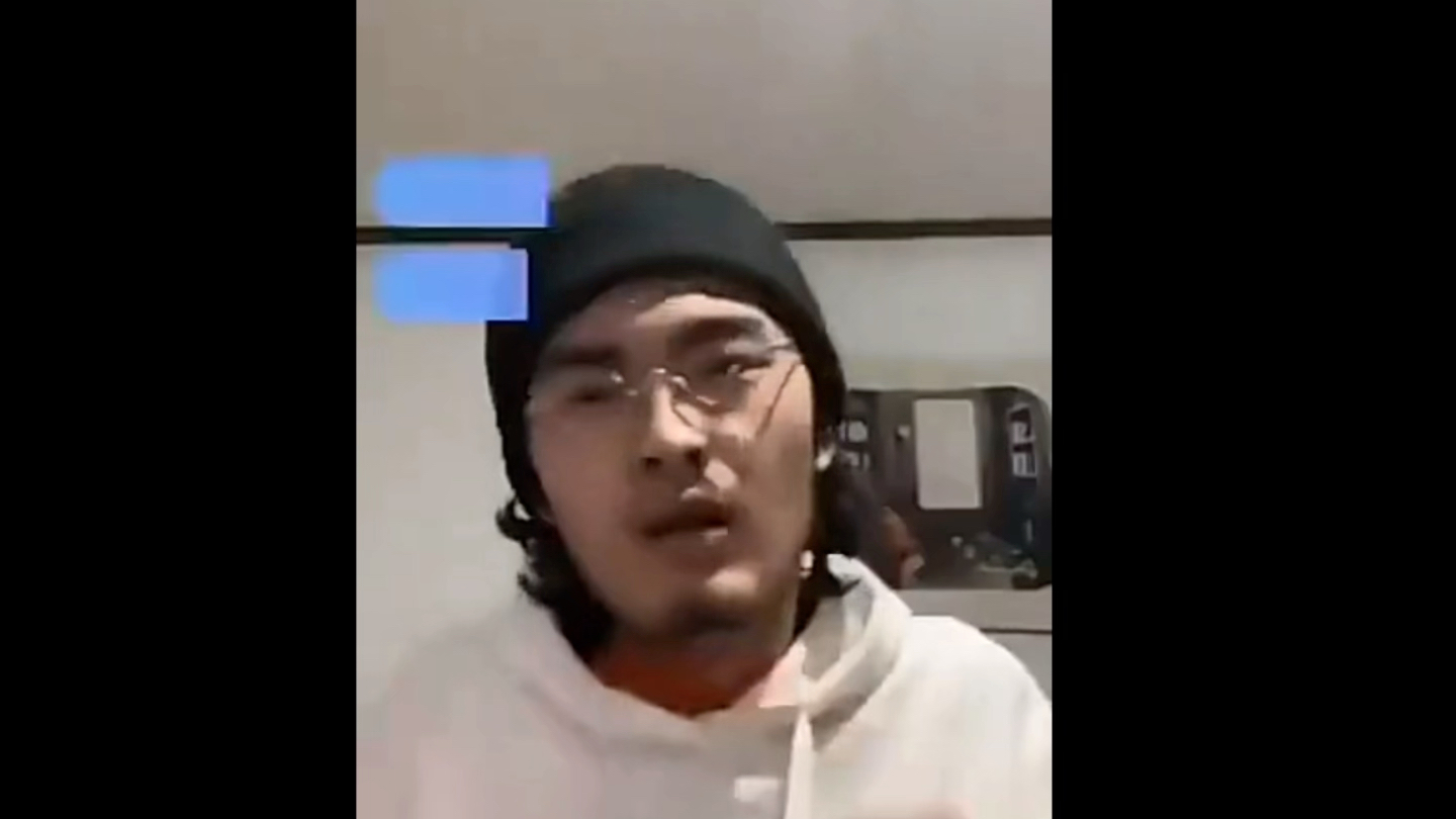 带篮子锐评华晨宇 华晨宇凌晨三点开演唱会内地第一人 封神!