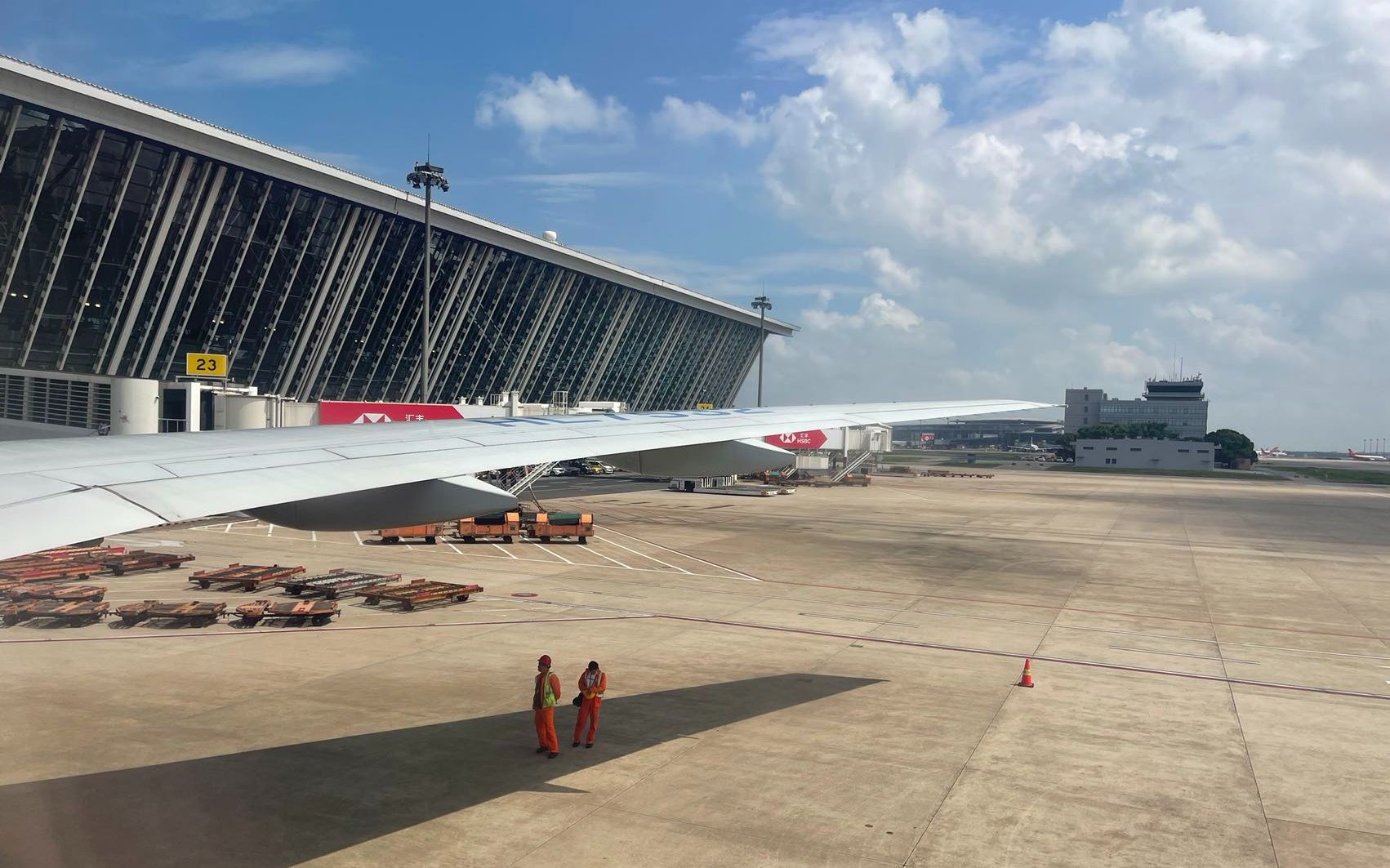 【飞行记录】ke898 (hl7532) 大韩航空 波音b777-300 上海浦东机场