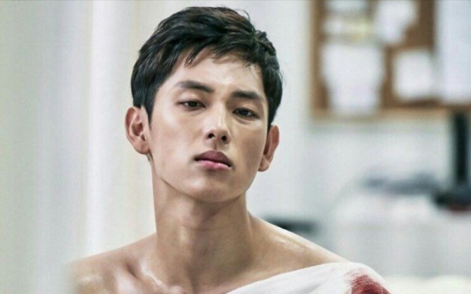 【任时完 不汗党】赵贤秀白切黑真的很帅好吧!