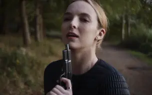 Download Video: 【Killing Eve】小变态向伊芙开枪，来了一个硬核飞吻
