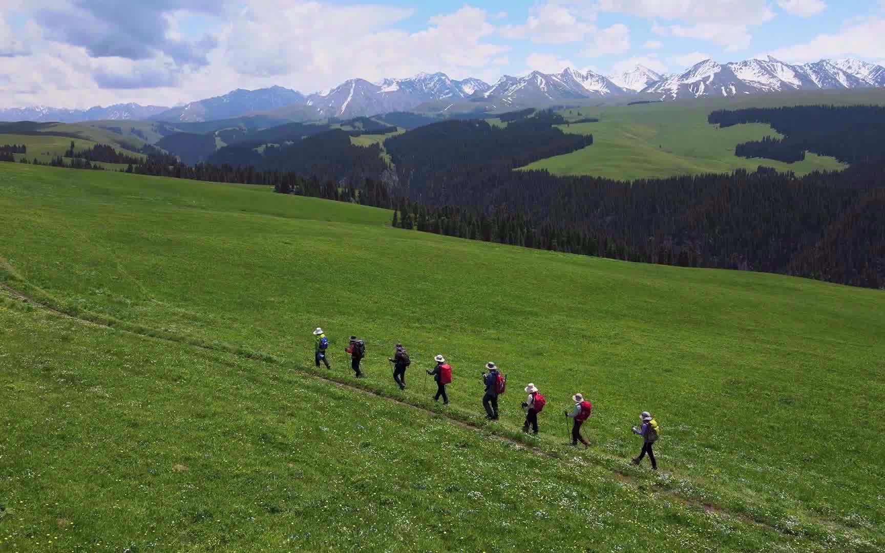 航拍新疆——深入喀拉峻大草原7天徒步之东喀拉峻(中)