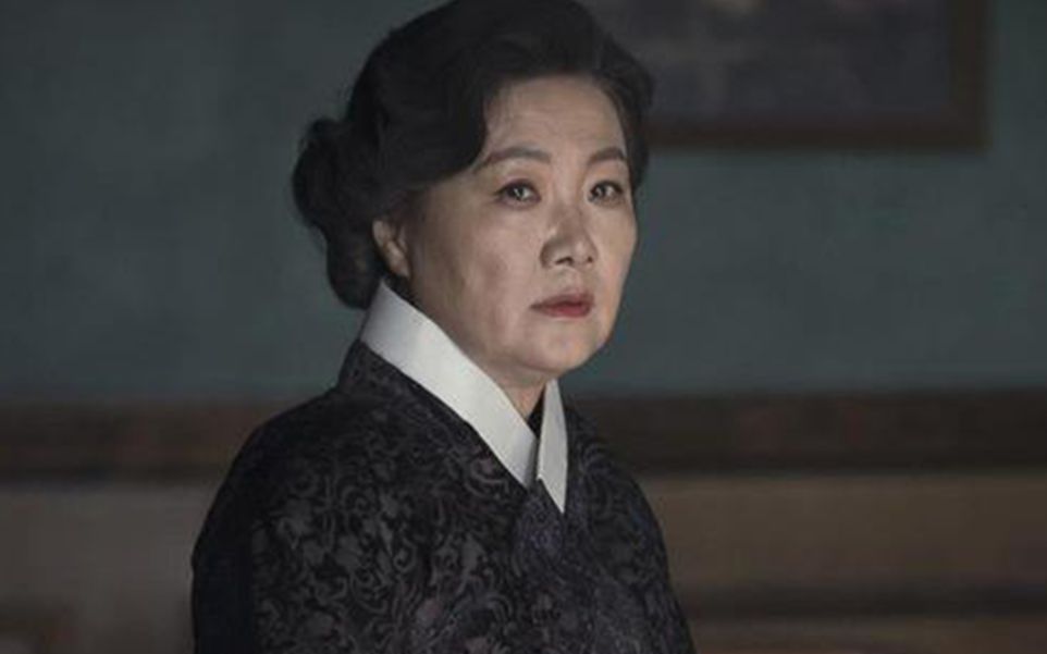 韩国老戏骨,因入戏太深患上抑郁症,如今拍戏精神涣散让人惋惜