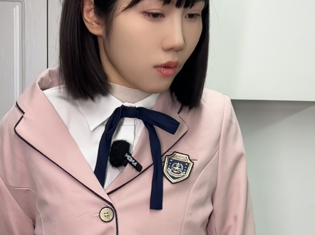 机器人暴露了？