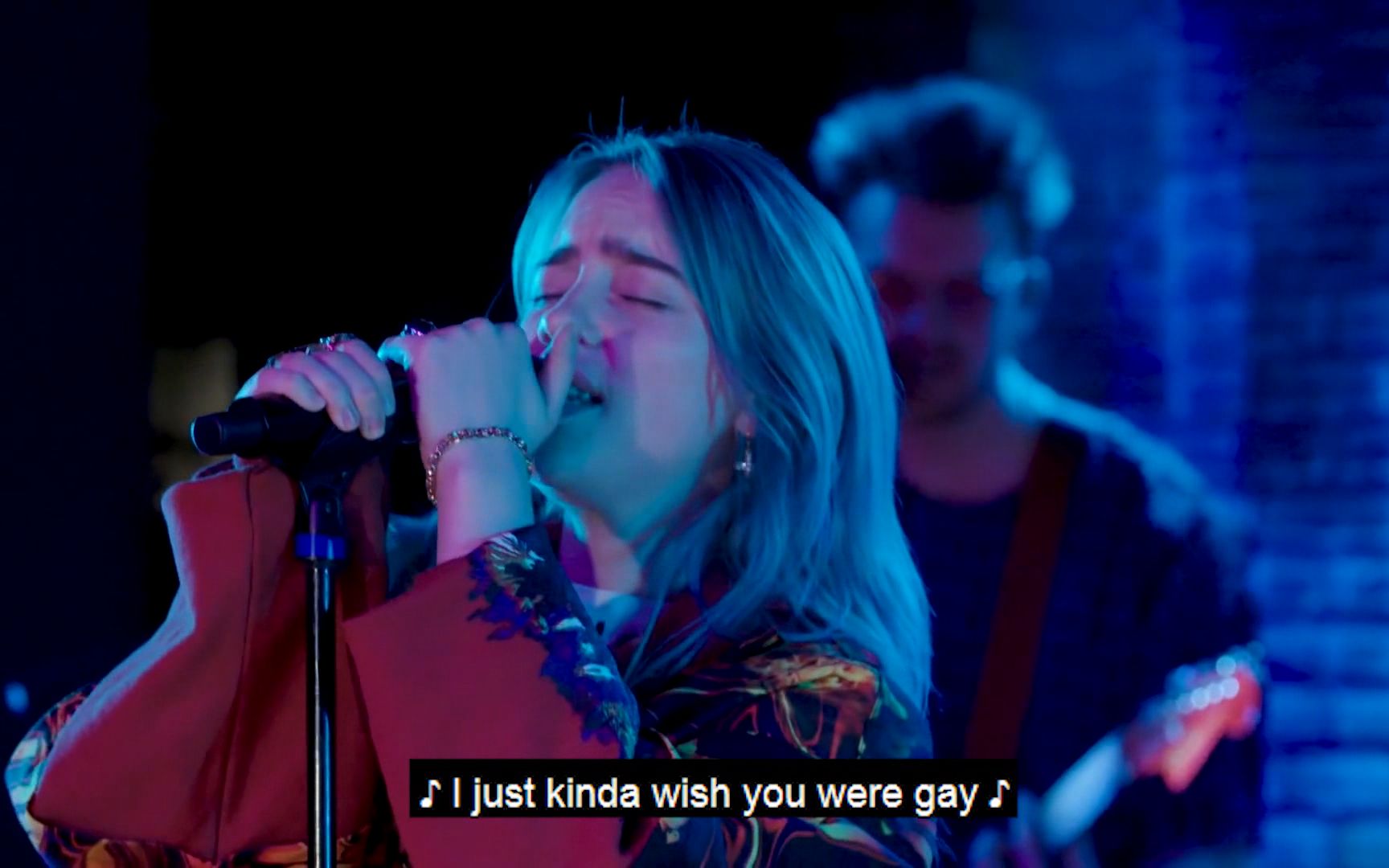 [图]Billie Eilish 碧梨wish you were gay超美入坑现场字幕版 ! 我不允许有人没看过这个视频！！