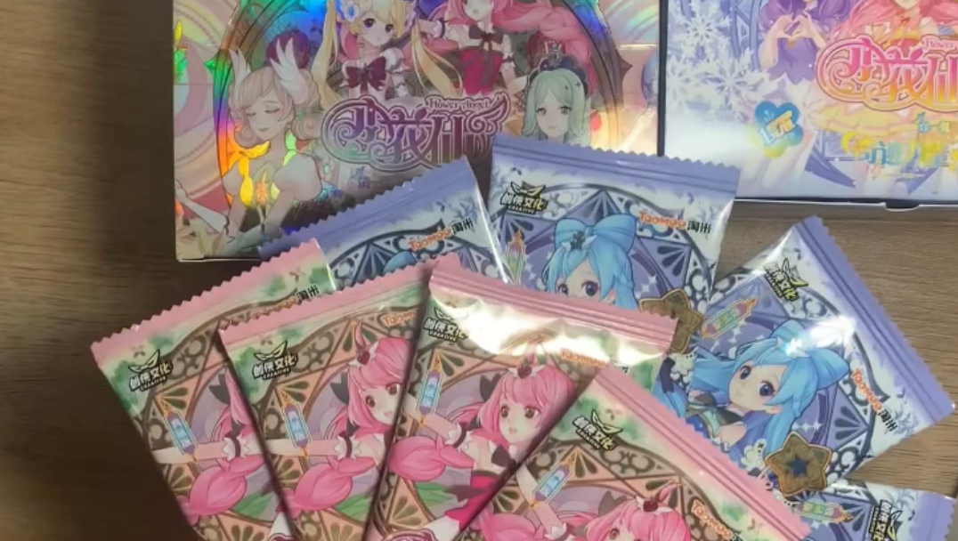 这字幕不要也罢!小花仙拆卡