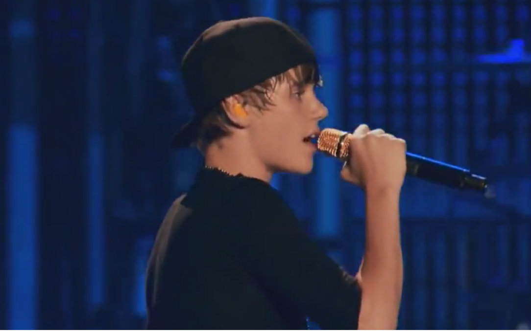 [图]Justin Bieber Down to Earth from Never say Never Movie HD