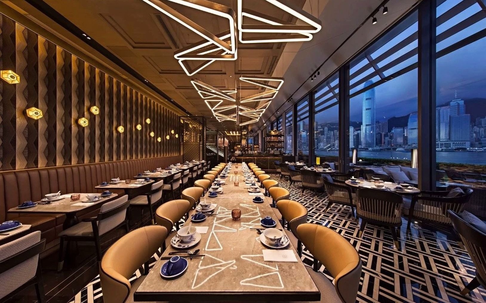 梁志天手绘效果图 #中餐厅案例 中餐厅丨梁志天设计 最新餐饮设计