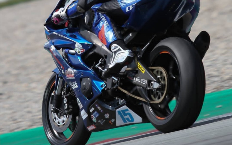 雅马哈yamaha r6赛道第一视角4k超清画质