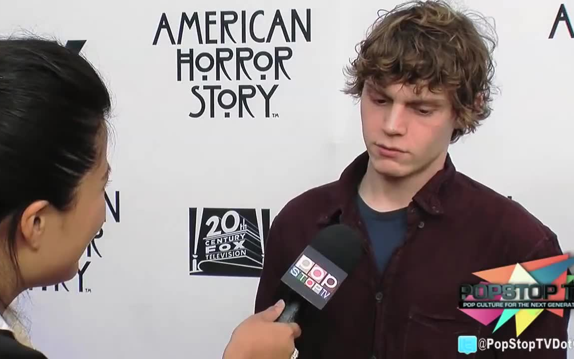 【Evan Peters】中字 12年美恐时期的伊万 尴尬的小表情超可爱哔哩哔哩bilibili