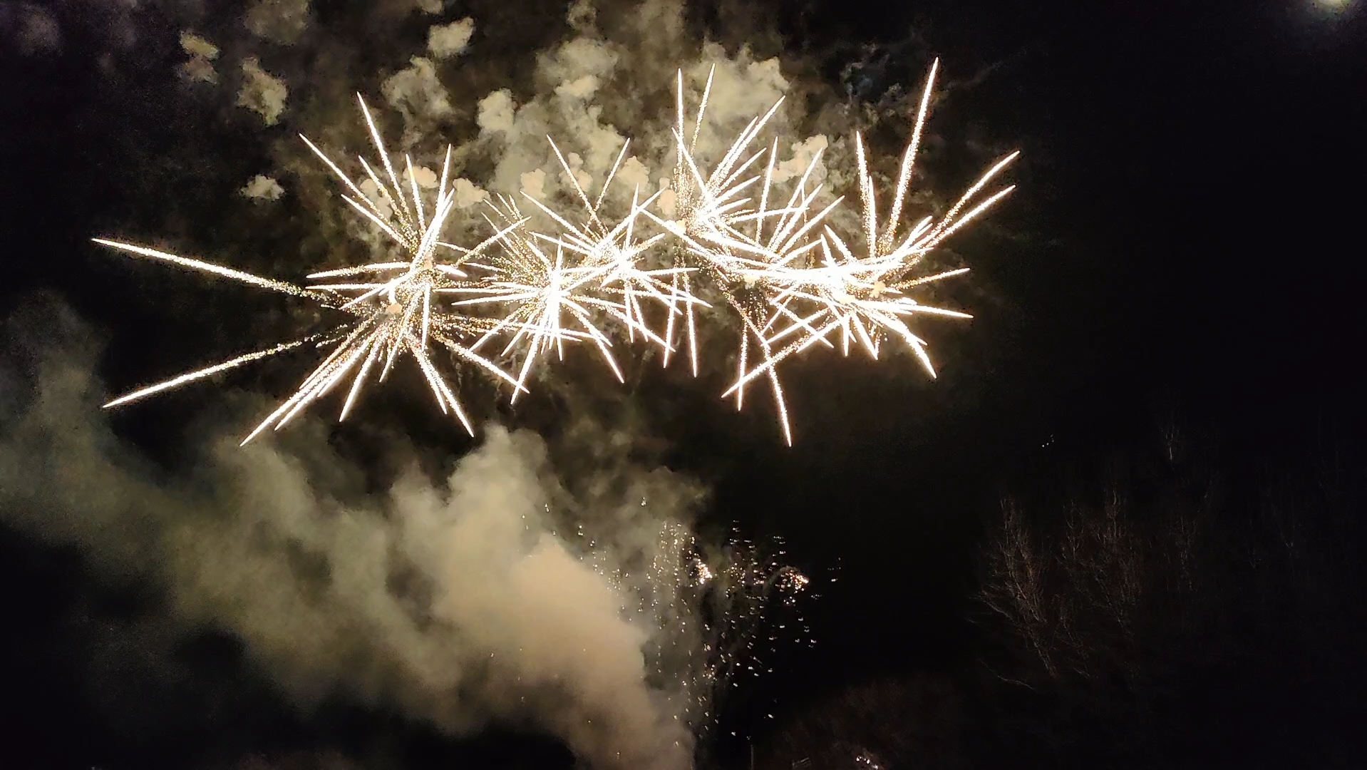 繁花落尽,烟火依旧