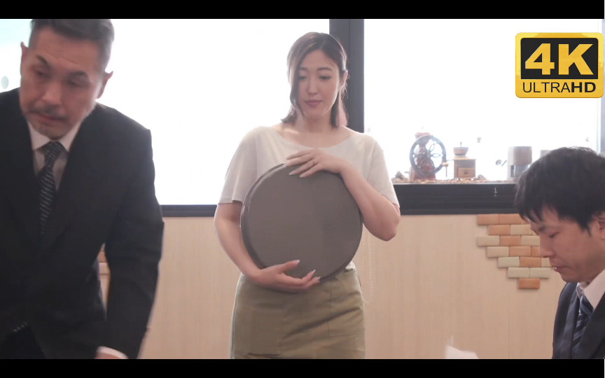 "水野朝阳,独角戏中的情感交织与挣扎"